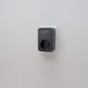 APC Essential SurgeArrest 1 Outlet Black 230V - Image 5